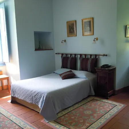 Le Castel De Hotel