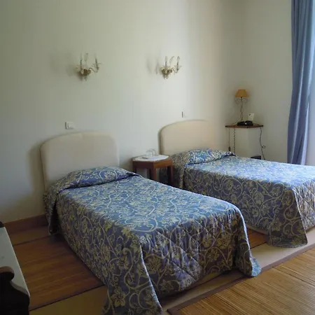 Le Castel De 3* Burlats